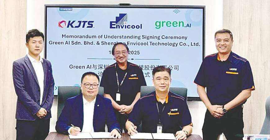 From left: Envicool Malaysia deputy general manager Yu Zhengwei, Shenzhen Envicool director, channel sales Yu Dengke, Green AI director Ng Kah Choong, and KJTS Group managing director Lee Kok Choon and executive director Sheldon Wee.