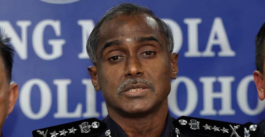 Bukit Aman Criminal Investigation Department (CID) director Datuk M. Kumar. - BERNAMApix
