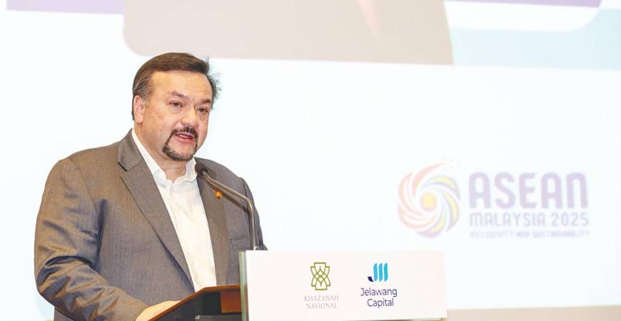 Amir Hamzah speaking at the announcement of the appointment of fund managers under Jelawang Capital’s emerging Fund Managers’ Programme and Regional Fund Managers’ Initiative in Kuala Lumpur today.