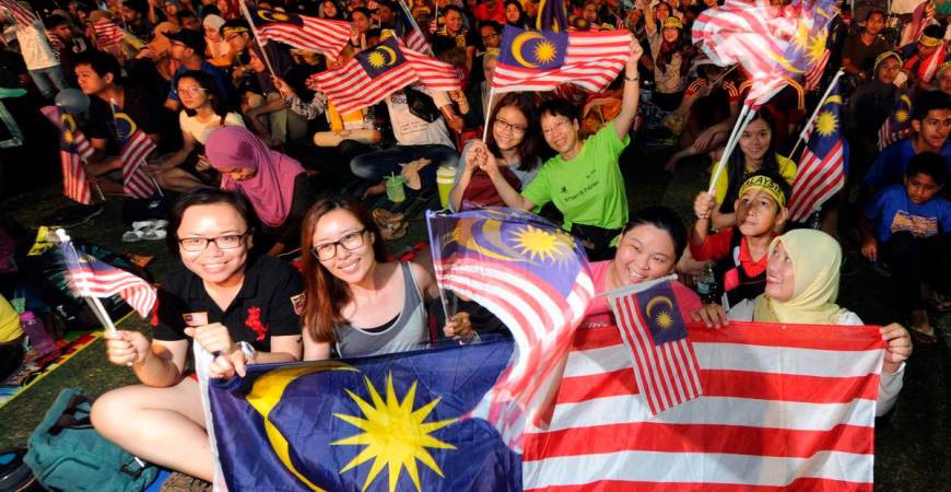 These small moments matter too because nationhood is built not just on events but also on experience. It is not just the milestones we remember; it is the way they made us feel connected, even when we were far apart. – BERNAMAPIC