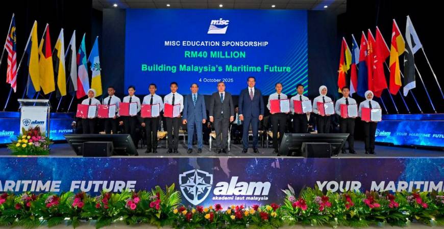 Waves of achievement at ALAM’s grand Convocation ceremony