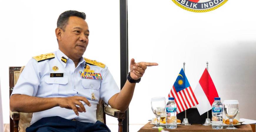 MMEA director-general Maritime Admiral Datuk Mohd Rosli Abdullah - Photo by BERNAMA