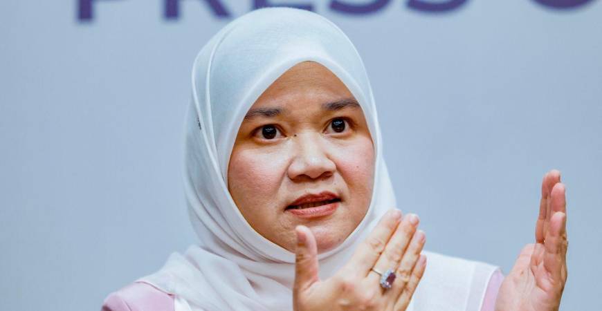 Education Minister Fadhlina Sidek - Photo by BERNAMA