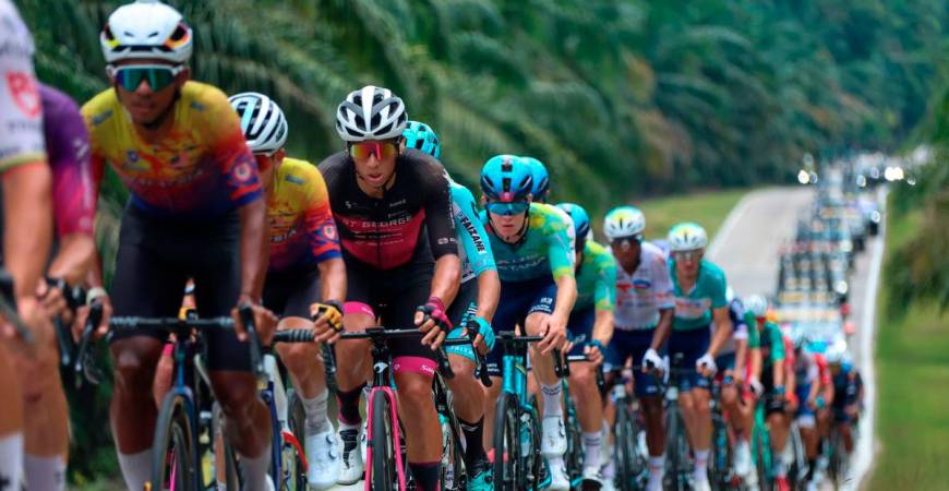 The peloton of riders began their ride on the seventh stage of Le Tour de Langkawi (LTDL 2025) from Tangkak to Kuala Lumpur, which was the final stage, yesterday. – BERNAMA