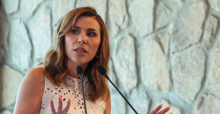 Baja California Governor Marina del Pilar Avila, who had her U.S. tourist visa and her husband’s revoked by the U.S., holds her weekly press conference, in Ensenada, Mexico, June 11, 2025. REUTERS