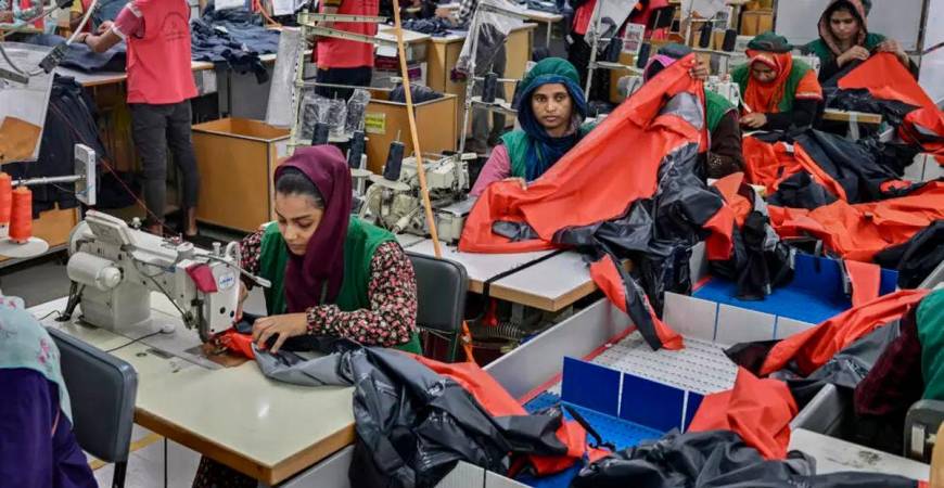 Most factories are now back in operation, but employees say that at some, conditions are worse than before © Munir UZ ZAMAN / AFP/File