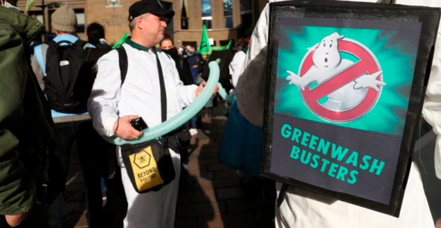 Demonstrators protest during the UN Climate Change Conference (COP26) in Glasgow, Scotland, Britain, November 3, 2021. REUTERSPIX