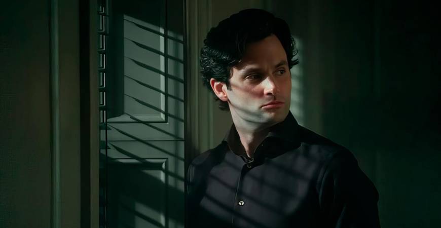 Badgley plays You’s protagonist Joe. — PICS FROM INSTAGRAM @NETFLIX