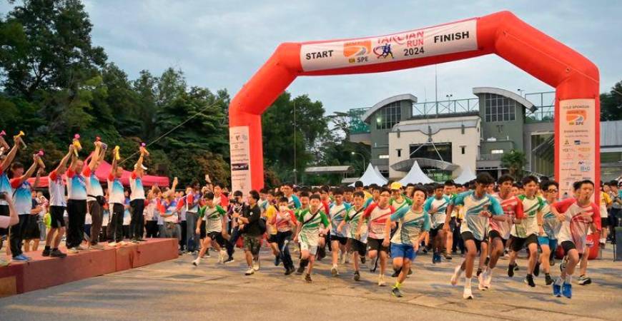 The flag off for SMJK Chong Hwa participants