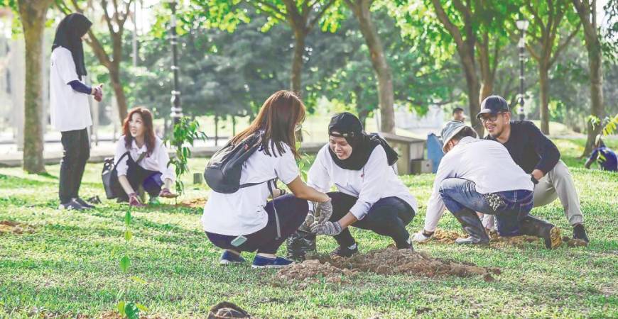 Environmental education is a crucial step towards achieving environmental literacy, promoting positive decision-making and actions for a cleaner, greener and healthier environment. – ADIB RAWI YAHYA/THESUN