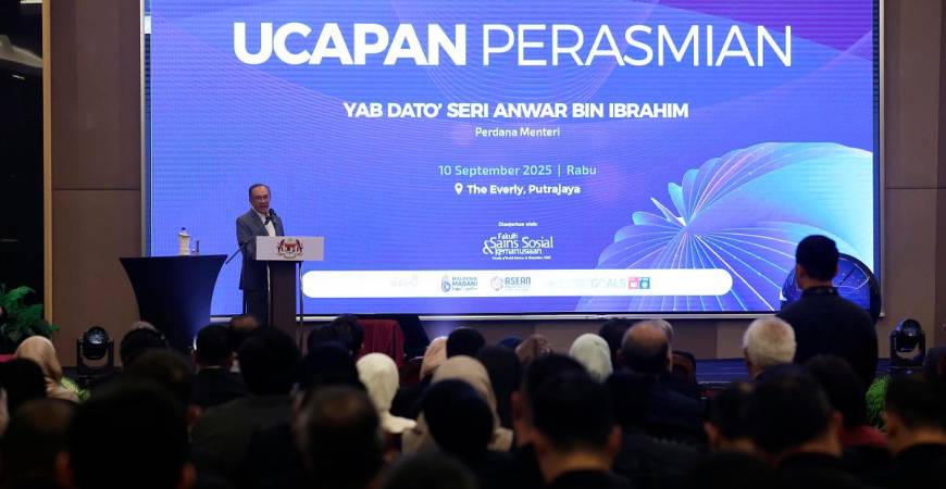 - fotoBERNAMA