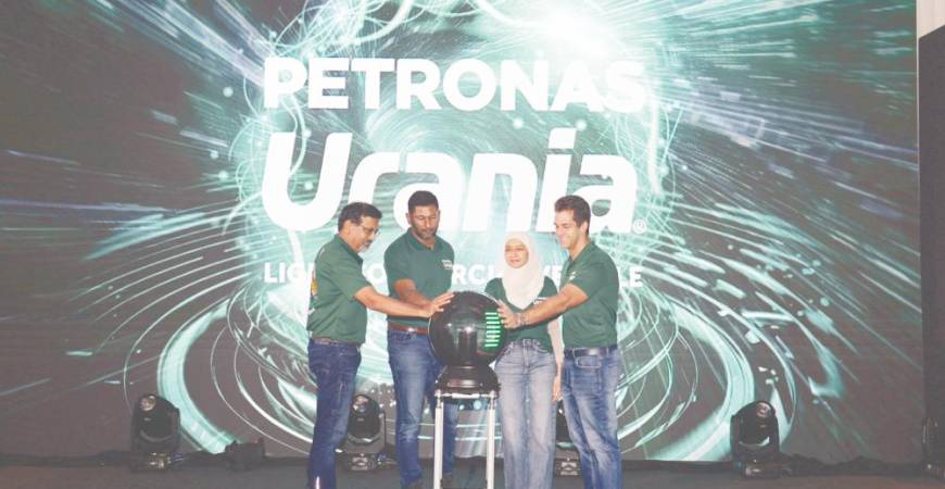 From left: Zameer, Petronas Lubricants International Marketing (Asia) head Bruno Reis Bechtlufft and group strategic communication senior manager Mufidah Mahmud and regional operations (Apac) senior manager Nantha Kumar Munusamy at the launch of Petronas Urania.