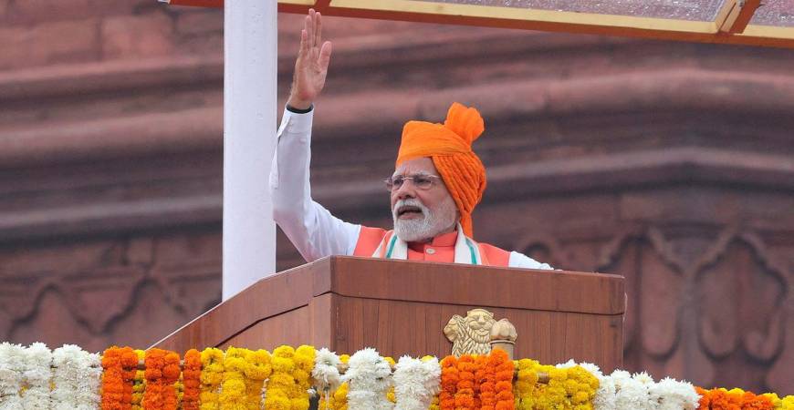 FILE PHOTO: India’s Prime Minister Narendra Modi addresses the nation during Independence Day celebrations at the historic Red Fort in Delhi, India, August 15, 2025. REUTERS/Altaf Hussain/File Photo