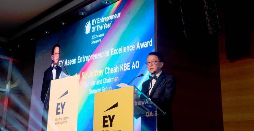 Jeffrey Cheah named winner of 2023 EY Asean Entrepreneurial Excellence Award