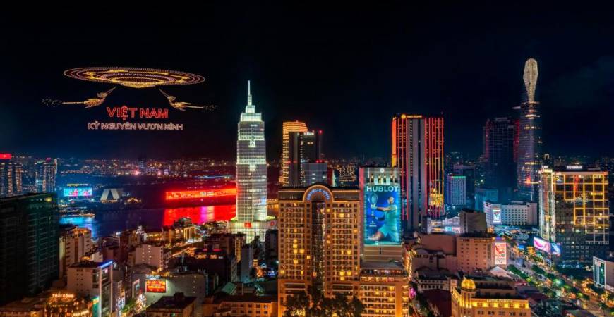 The drone light show in Ho Chi Minh City on April 28 featured an impressive fleet of 10,500 drones. Photo: Nguyễn Thế Dương
