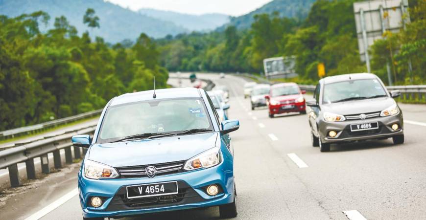 The Proton Saga sold more than 6,000 units for a third consecutive month.