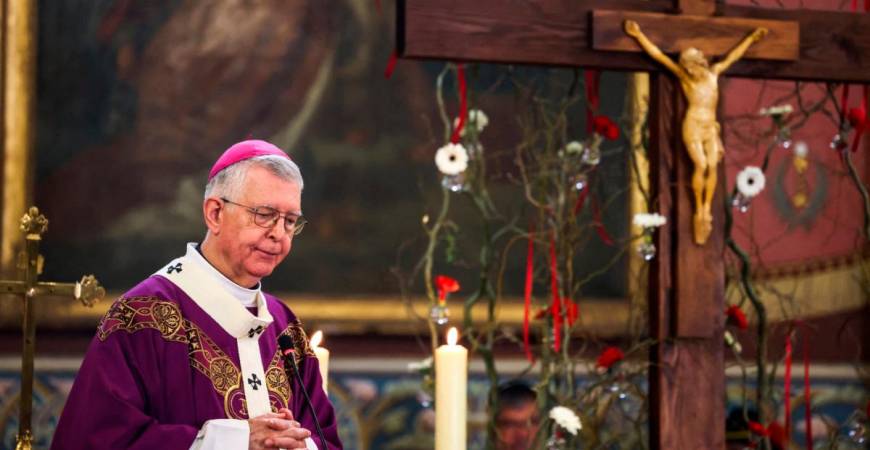 Archbishop of Toulouse, Monsignor Guy de Kerimel leads a mass at Notre Dame de l’Assomption church before the induction of Prince Albert II of Monaco into the Fronton Wine Brotherhood in Fronton, southwestern France on February 26, 2023. (Photo by Charly TRIBALLEAU / AFP)