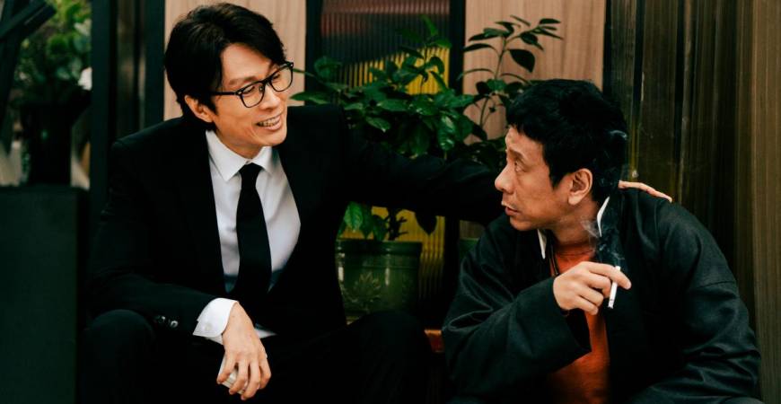 (1) The cast delivers award-winning performances in this heartwarming, record-breaking Hong Kong drama – The Last Dance.