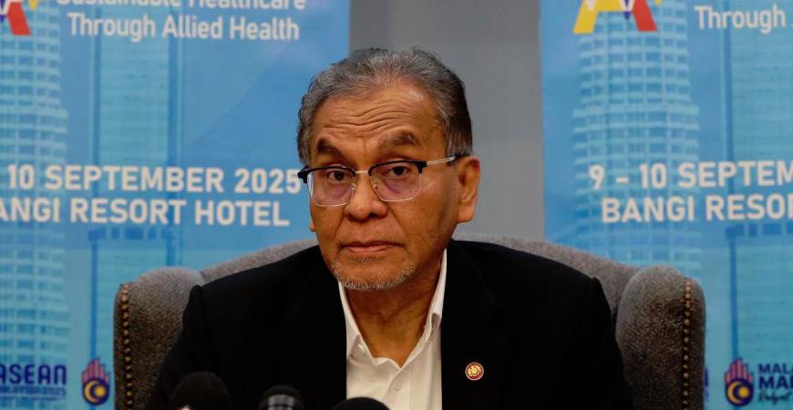 Dzulkefly said health financing has been prioritised under the 13th Malaysia Plan and in the upcoming Budget 2026 as out-of-pocket payments remain high. – BERNAMApix