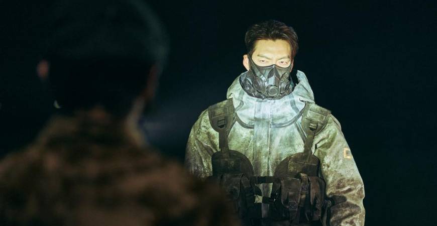 ‘Black Knight’ is set in post-apocalyptic world. – Netflix