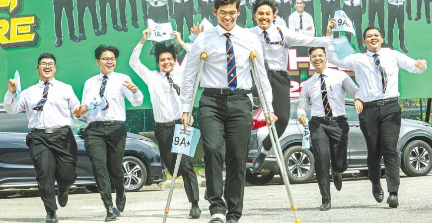 Many argue that the role and practice of education in today’s volatile, uncertain, complex and ambiguous world should undergo a transformation. – AMIRUL SYAFIQ/ THESUN