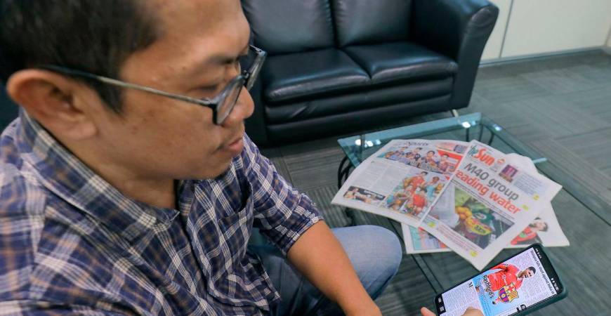 Chai said traditional news outlets should not attempt to compete with social media on its own terms such as chasing after clickbaits or viral trends. – ADIB RAWI YAHYA/THESUN