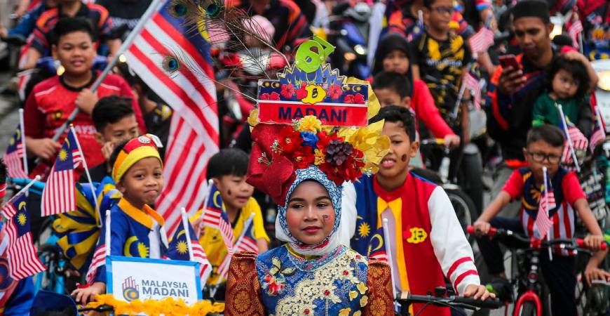 Pix for visual purposes. Bernamapix