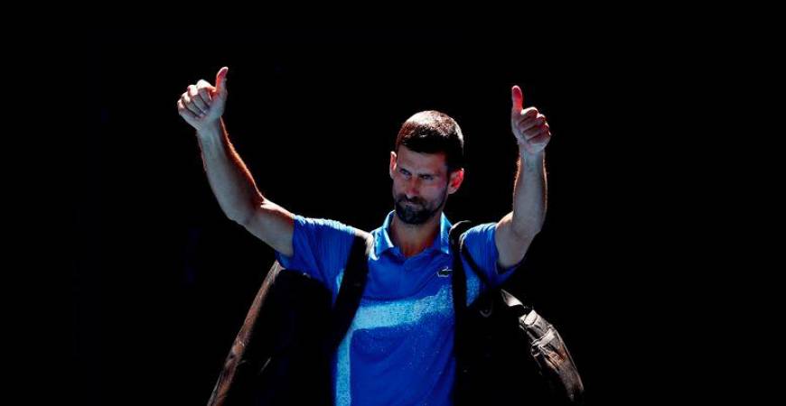 Tennis - Australian Open - Melbourne Park, Melbourne, Australia - January 24, 2025Serbia's Novak Djokovic gestures to the crowd as he leaves the court after retiring from his semi final match against Germany's Alexander Zverev - REUTERSPIX