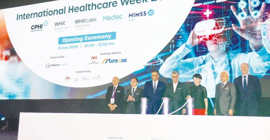 Investment, Trade and Industry Minister Tengku Datuk Seri Zafrul Abdul Aziz (centre) opening International Healthcare Week 2025 at the Malaysia International Trade and Exhibition Centre in Kuala Lumpur on Wednesday. The event reflects a unified effort to position Malaysia as a regional leader in healthcare trade.