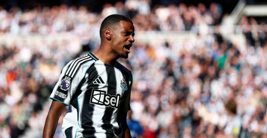 Newcastle United’s Alexander Isak reacts after missing a chance to score Action Images via Reuters/Lee Smith