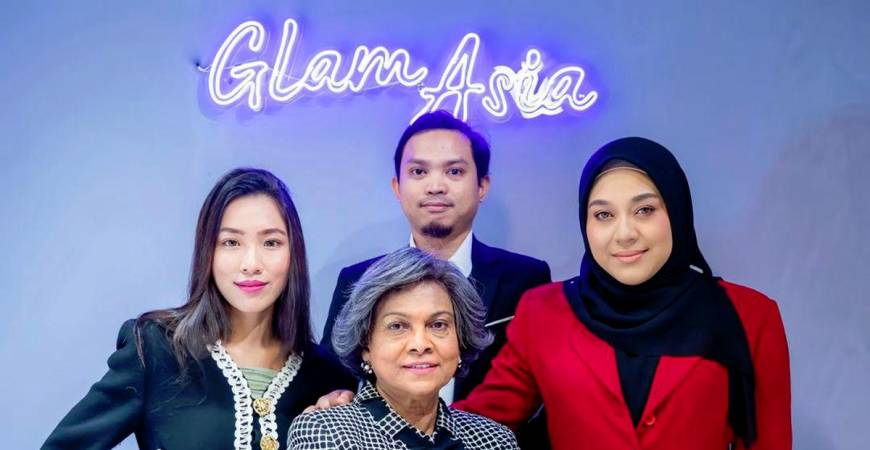 GLAM Asia’s team (from left) Angelica Tan, Tech Head, Arief Husaini, Head of Operations, Shakira Manap, CEO and (centre) Jaba, founder of Glam Asia.