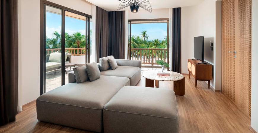Amari Bangsaen-Bangsaen Suite-Living Room with Terrace and Balcony