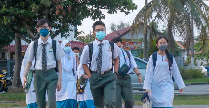 A total of RM67 billion has been allocated to the education sector for building new schools, upgrading 1,200 dilapidated ones and improving public university facilities, among others. – AMIRUL SYAFIQ /THESUN