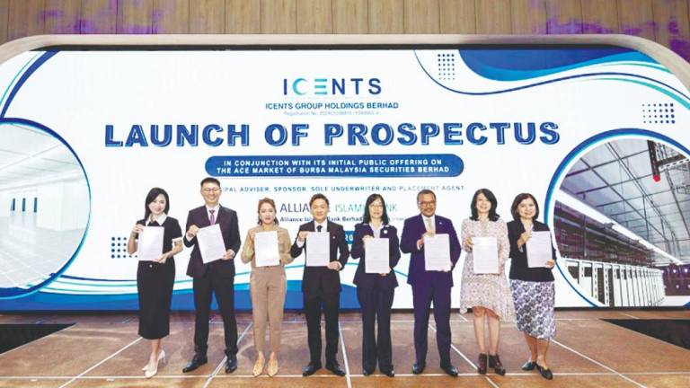From left: iCents Group executive directors Tan Wei Ying and Foo Siang Leng, substantial shareholder Faye Khor Fei Yi, managing director Ir. Ts. Vincent Ong Mum Fei, independent non-executive chairperson Lim Bee Vian, Alliance Islamic Bank Bhd CEO Rizal IL-Ehzan Fadil Azim, Alliance Bank Malaysia Bhd group chief corporate &amp; institutional banking officer Teoh Chu Lin, and Alliance Islamic Bank Bhd head/senior vice-president, coverage &amp; origination of Islamic capital markets Lim Shueh Li.