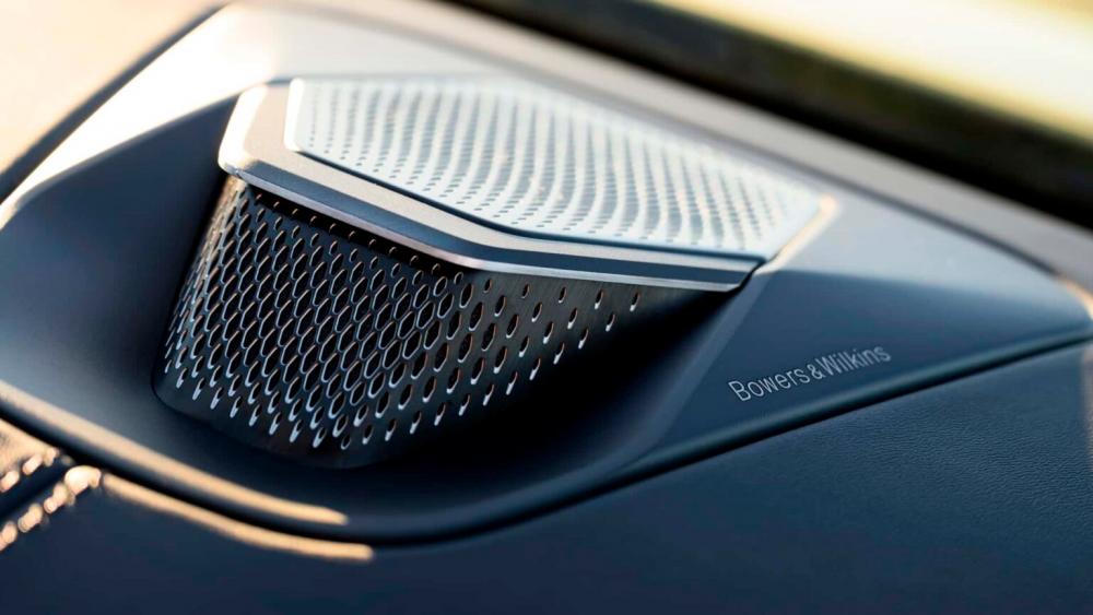 $!Aston Martin Unveils Revamped Vantage: More Power, Enhanced Performance