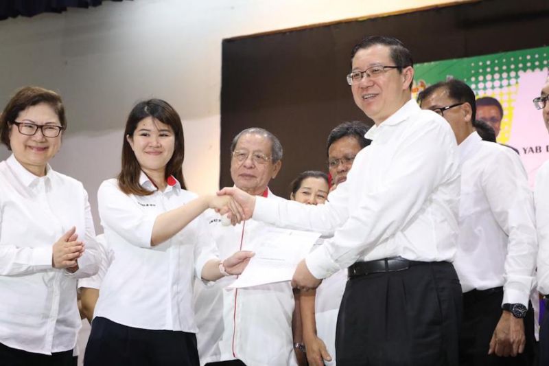 Vivian Wong, the youngest of four of the late Sandakan MP Datuk Stephen Wong’s children, was named as the DAP candidate for the seat in the upcoming by election. — DAP