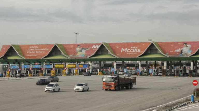 Inactive toll plazas pose danger to speeding motorists, one fatality is recorded