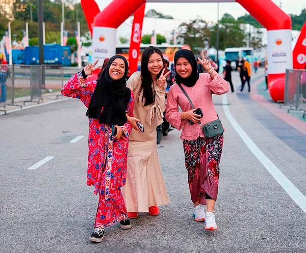 Participants in MADANI Fun Run–Bernamapix