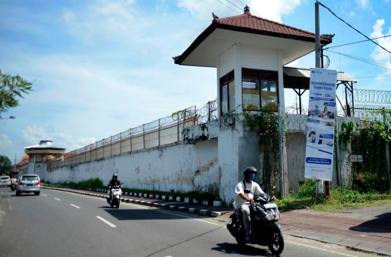 Virus-hit Indonesia orders executions online