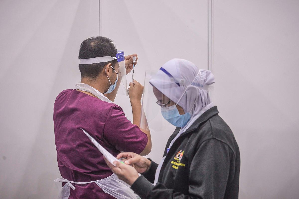As the appointments involve multiple cohorts of contract medical officers, the process will be carried out in phases. - theSun filepic