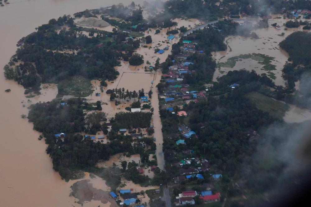 An aerial view show the part of the Temerloh area that was hit by floods. — Bernama 