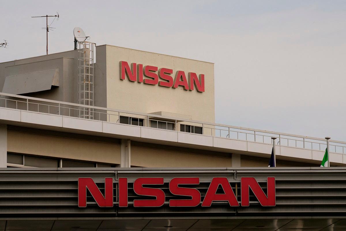A logo of Japan's Nissan Motor is displayed at an entrance of the company's Oppama plant in Yokosuka, Kanagawa prefecture. - Kazuhiro NOGI / AFP
