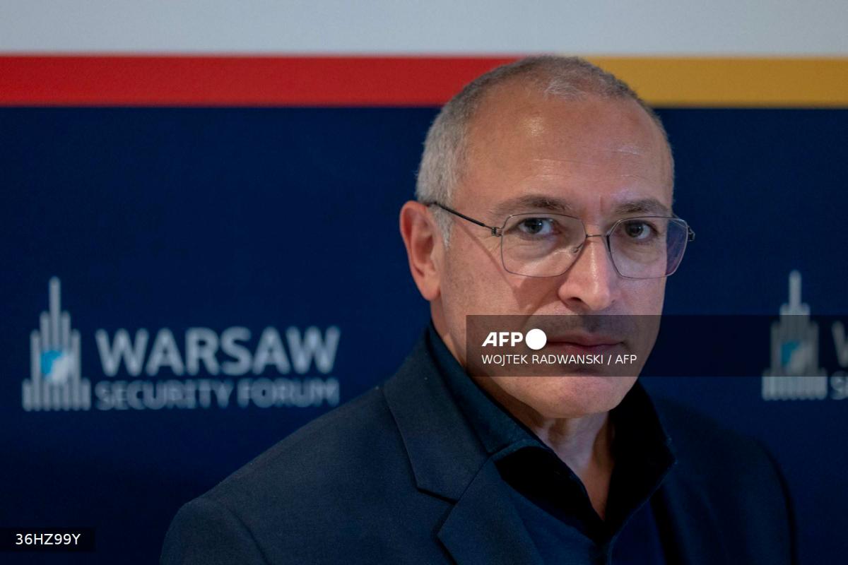 Exiled Russian former oligarch and now opposition figure Mikhail Khodorkovsky poses for a photo after an AFP interview at the Warsaw Security Forum in Warsaw, Poland on October 2, 2024. - AFPPIX