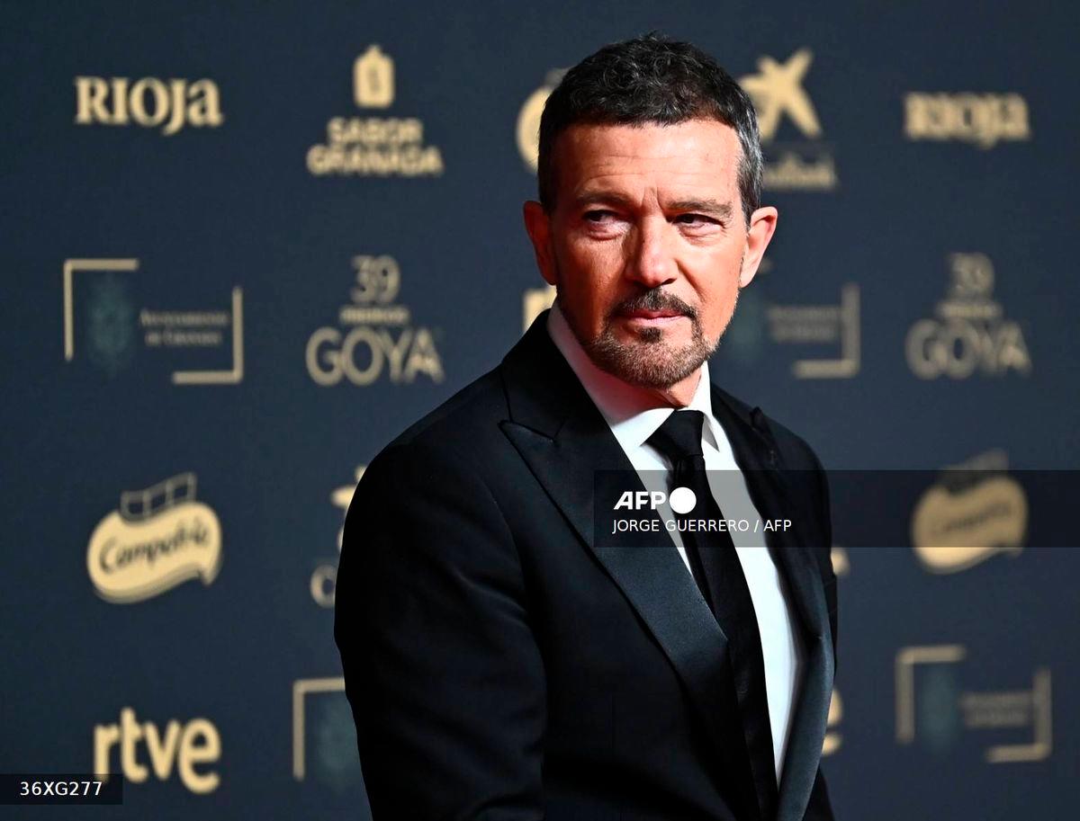 Spanish actor, director and producer Antonio Banderas poses on the red carpet upon arrival prior the 39th Goya awards ceremony at the Exhibition and Congress Palace in Granada, southern Spain, on February 8, 2025. Photo by JORGE GUERRERO / AFP