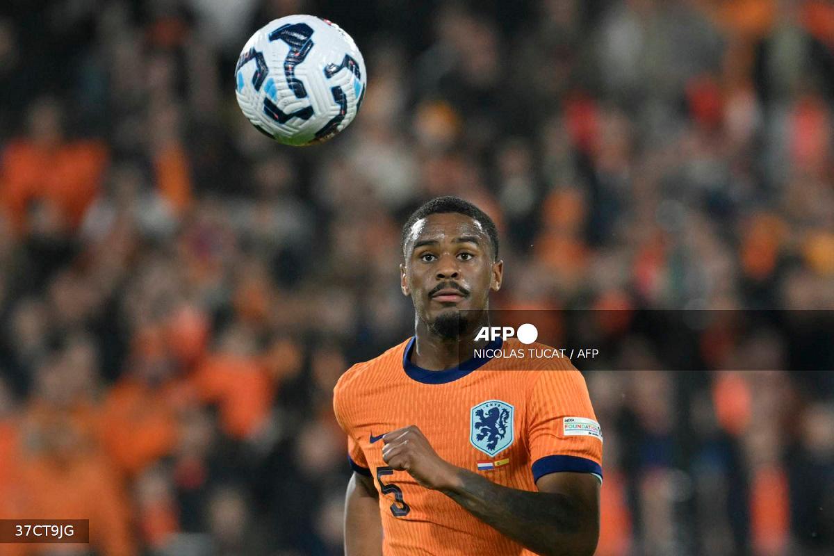 Netherlands’ defender Jorrel Hato eyes. - NICOLAS TUCAT / AFP