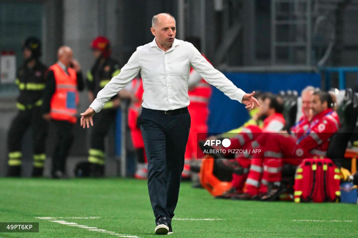 Moldova's coach Serghei Clescenco reacts during the 2026 World Cup qualifiers Europe zone group I football match between Italy and Moldova at the Mapei Stadium in Reggio Emilia, on June 9, 2025. - AFPPIX