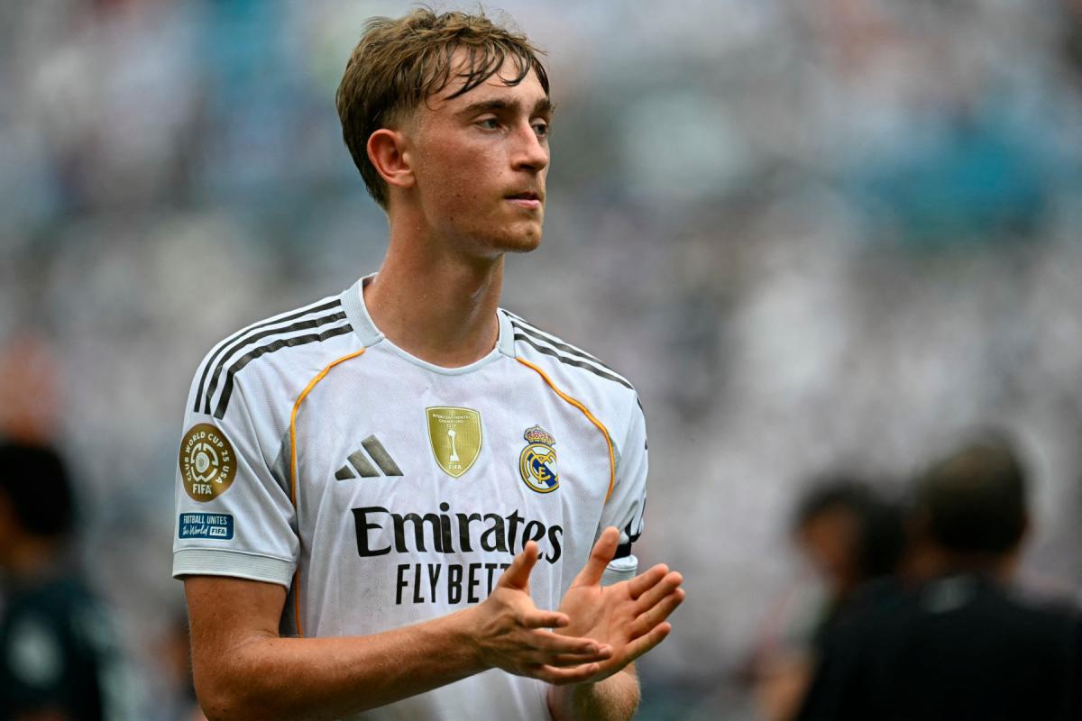 Real Madrid’s Spanish defender #24 Dean Huijsen. - Paul ELLIS / AFP