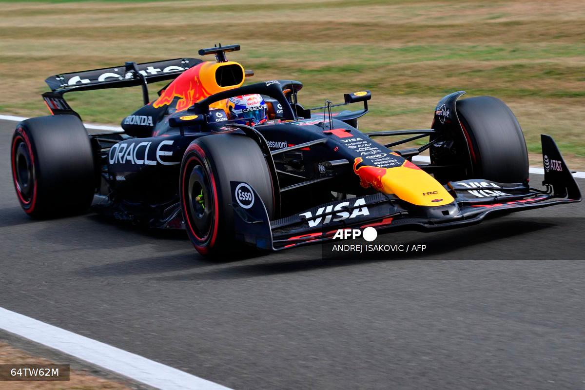 Red Bull Racing’s Dutch driver Max Verstappen takes part in the second practice session ahead of the Formula One British Grand Prix at the Silverstone motor racing circuit in Silverstone, central England, on July 4, 2025. - Andrej ISAKOVIC / AFP