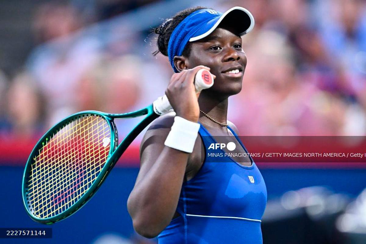 Victoria Mboko of Canada reacts against Coco Gauff of the United States during their fourth round singles women’s match on Day Seven of the WTA 1000 National Bank Open at IGA Stadium on August 2, 2025 in Montreal, Quebec, Canada. (Photo by Minas Panagiotakis / GETTY IMAGES NORTH AMERICA / Getty Images via AFP)