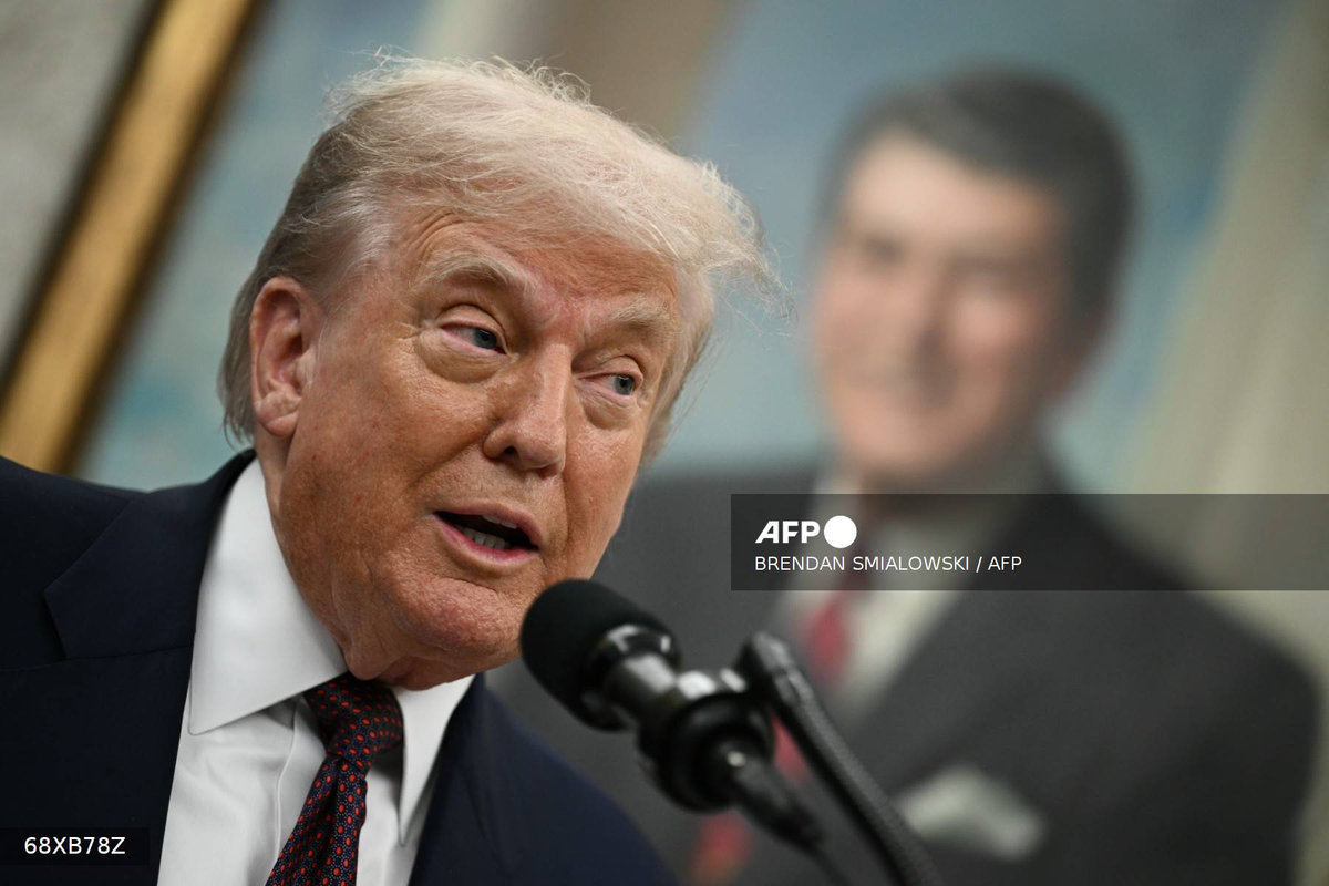US President Donald Trump speaks in the Oval Office of the White House in Washington, DC, on August 6, 2025 to announce that Apple will invest an additional $100 billion in the United States, taking its total pledge to $600 billion over the next four years. - AFP